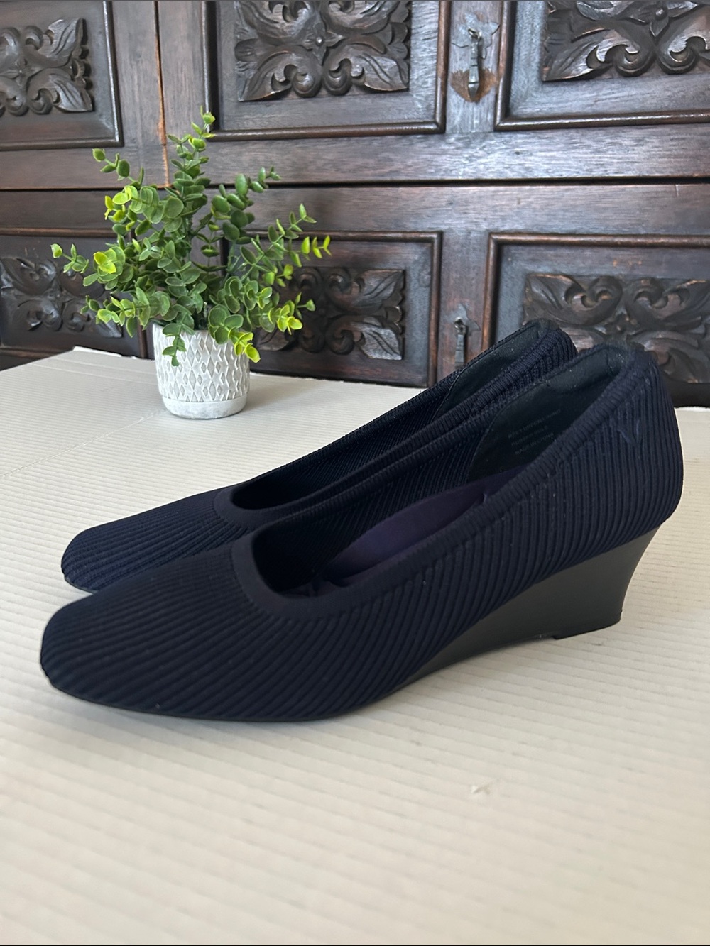 Vivaia Navy Ribbed Knit Wedge Pumps